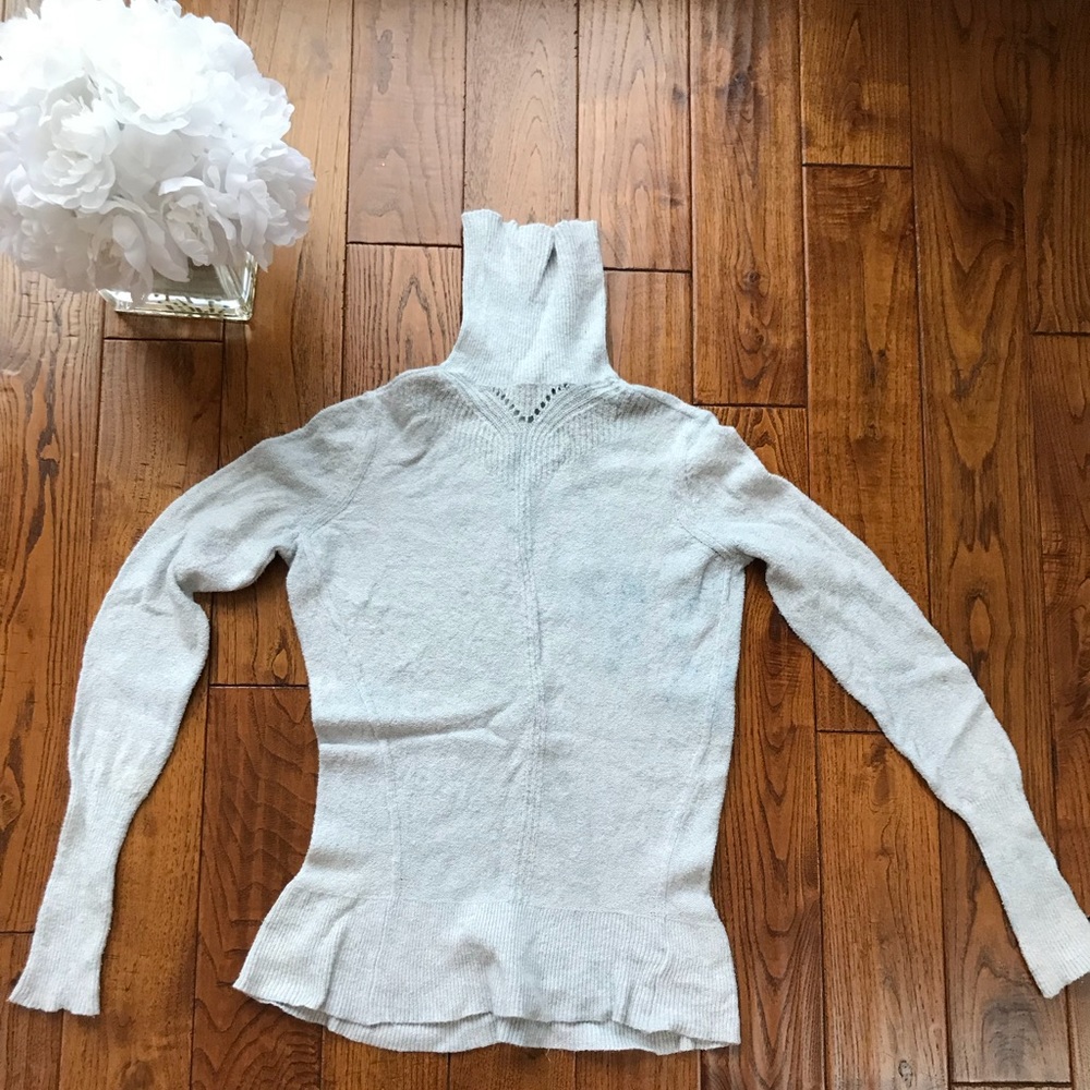 Vera Wang grey turtleneck sweater